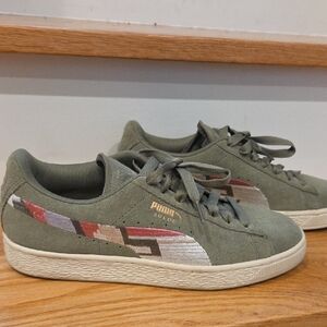 Puma Suede Olive Sneakers with Multicolor Stripe